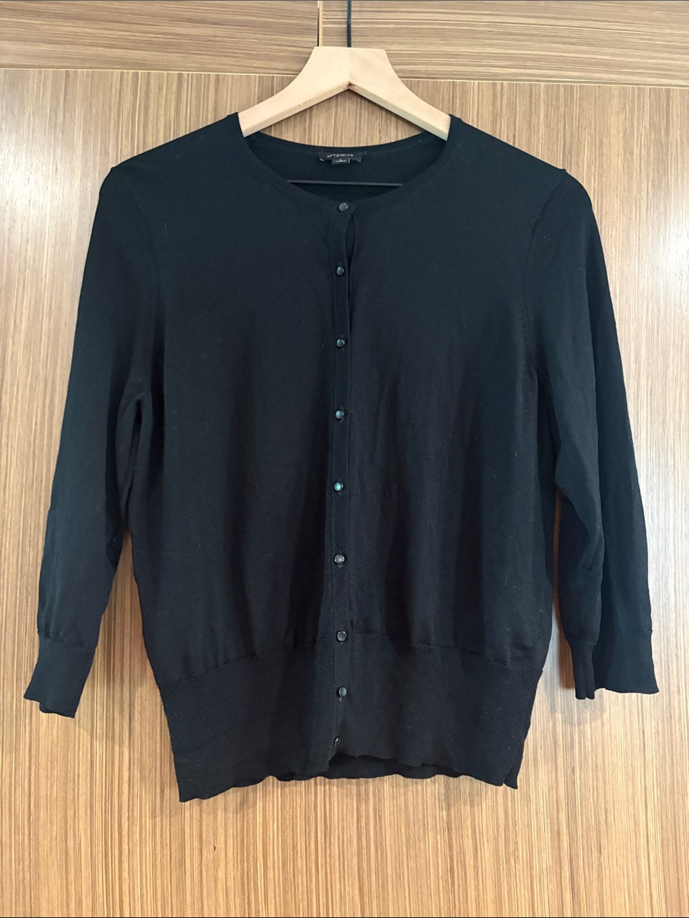 Ann Taylor: Slim, 3/4 Sleeve Cardigan, L, Black